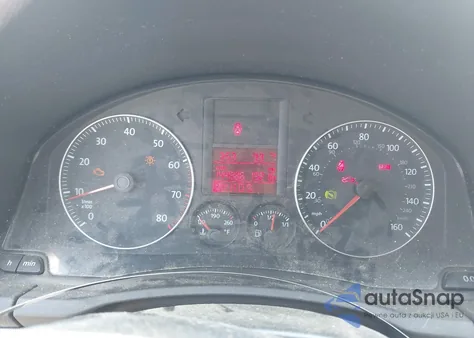 2008 Volkswagen Jetta Se/Sel z USA, uszkodzony, nr VIN 3VWRM71K28M107318